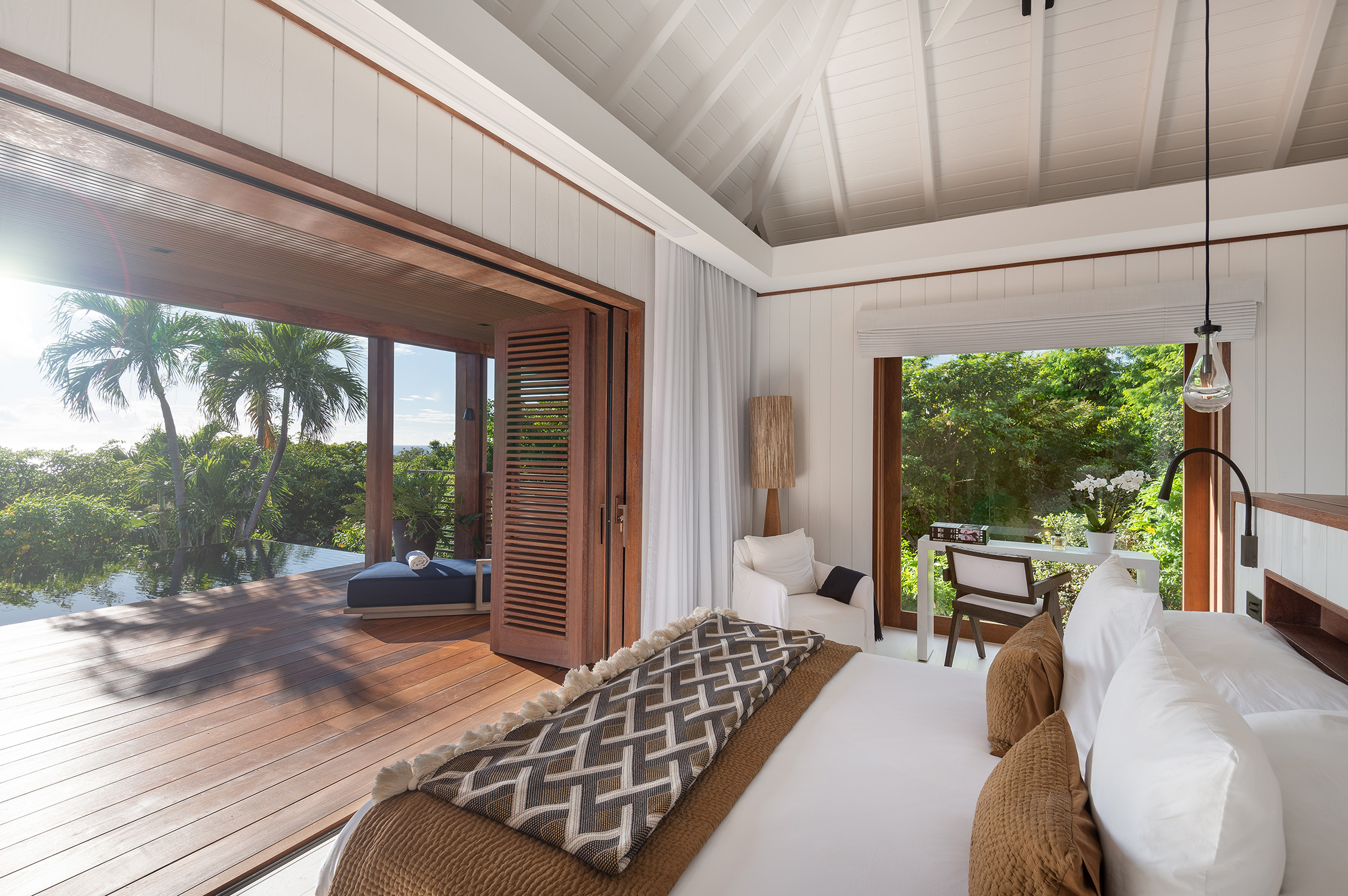 Villa Aura – luxury villa rental located in Gouverneur, St Barth.