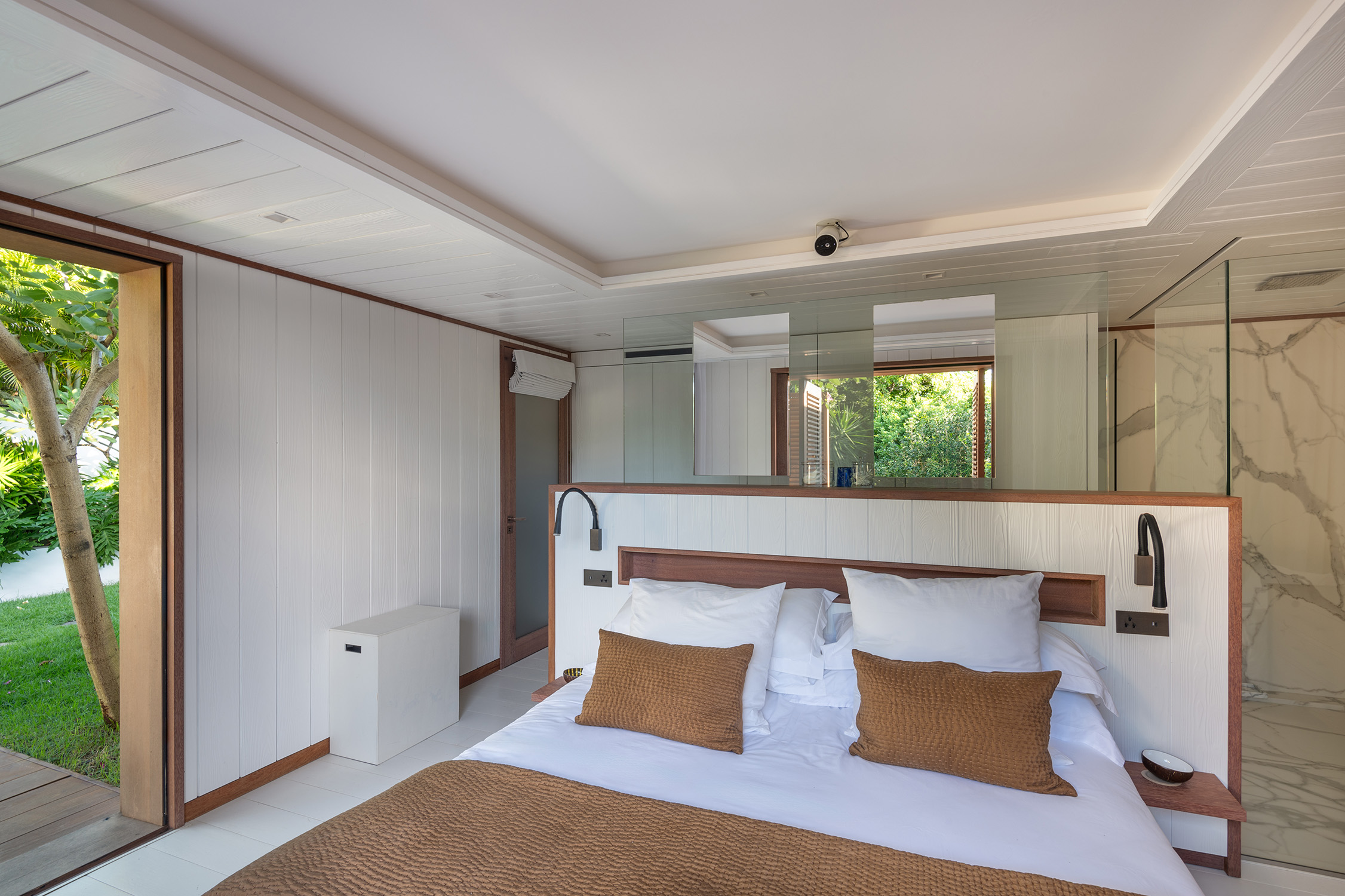 Villa Aura – luxury villa rental located in Gouverneur, St Barth.