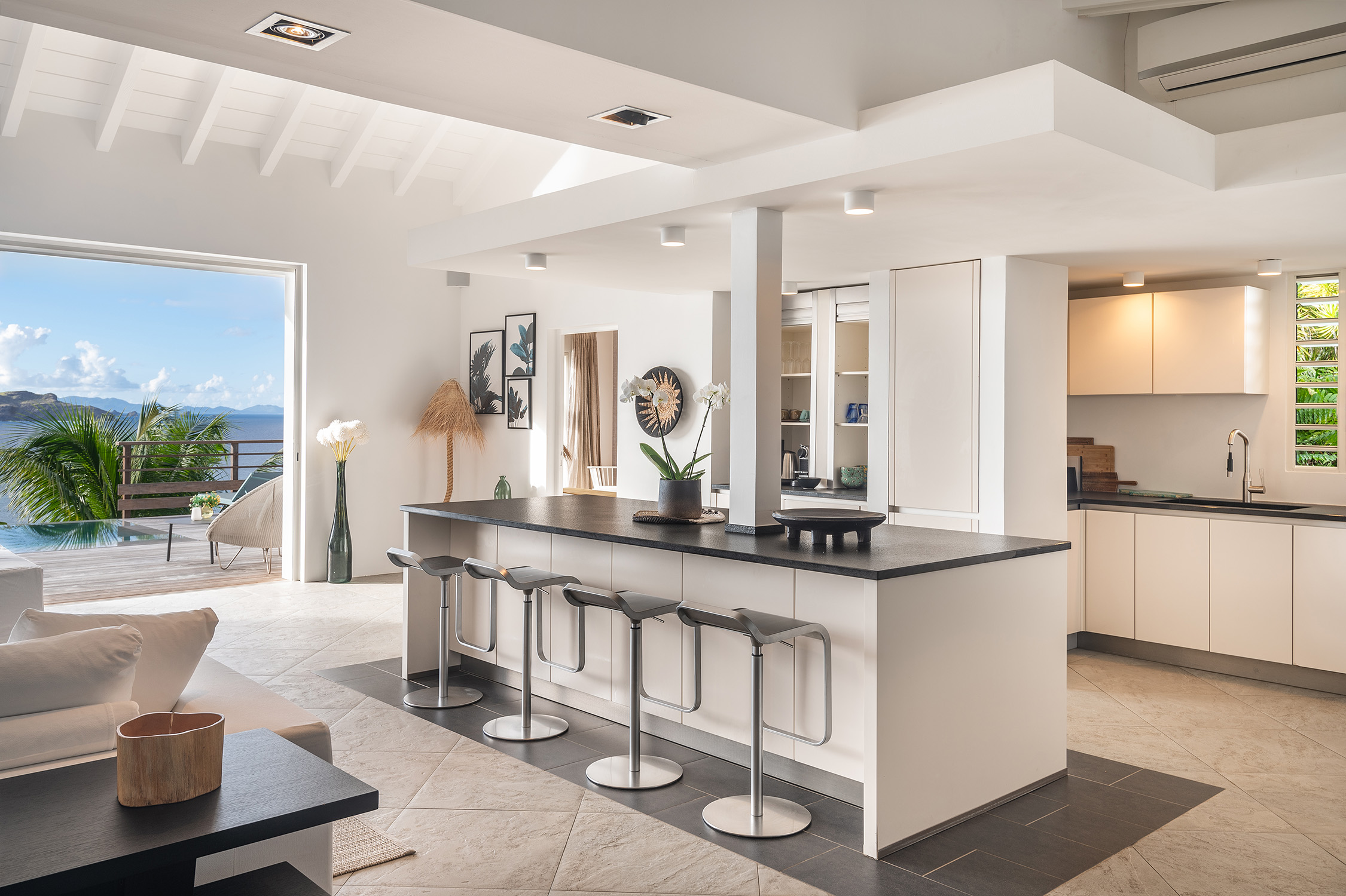 Contemporary 3-Bedroom Villa in Pointe-Milou, St Barts with Ocean Views