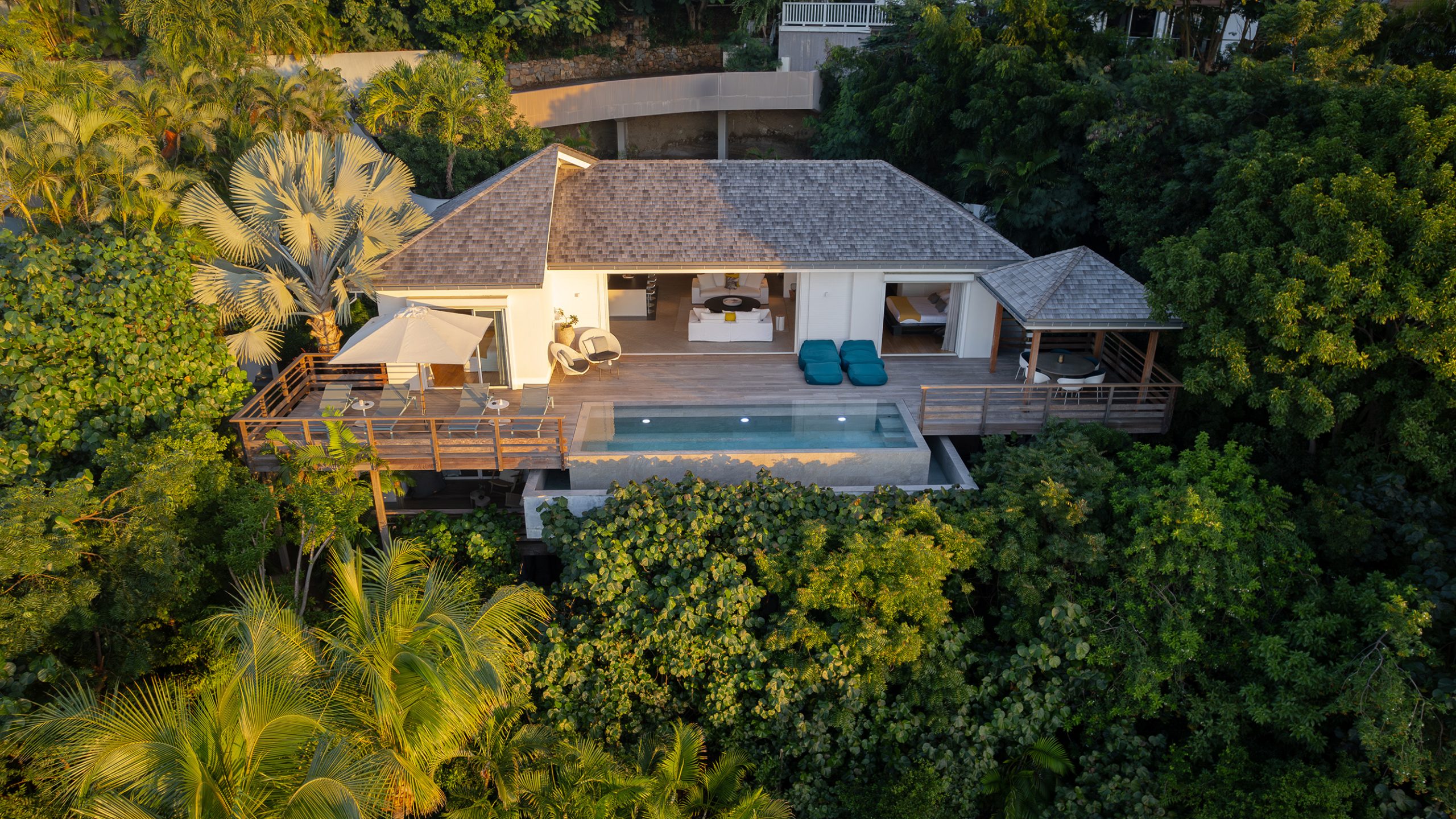 Contemporary 3-Bedroom Villa in Pointe Milou, St Barts with Ocean Views