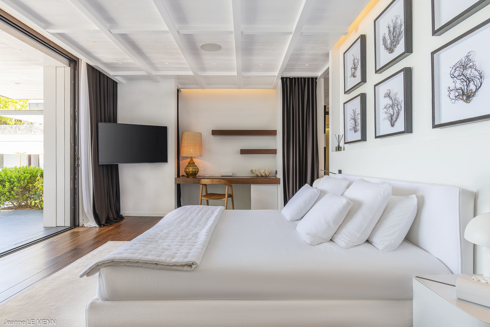 Villa Roxanne – Luxury 6-Bedroom Villa for rent in Gustavia St Barts with Sunset Views